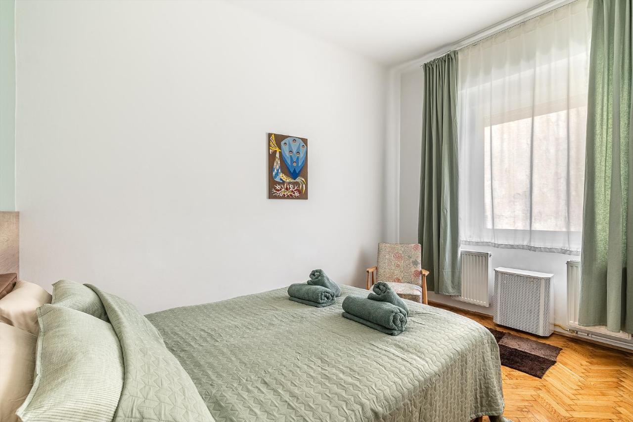Budapest Then & Now Apartment Luaran gambar