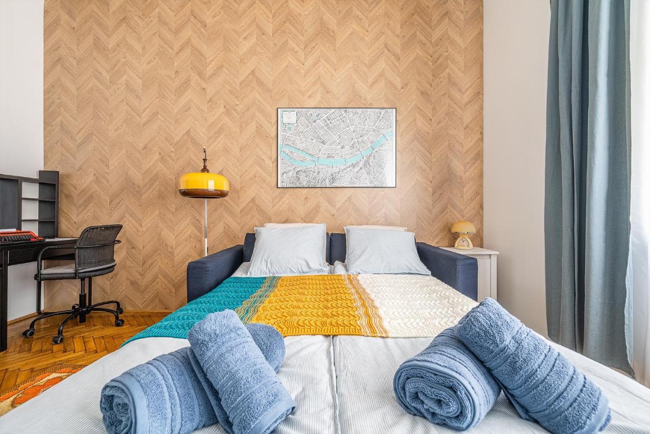 Budapest Then & Now Apartment Luaran gambar
